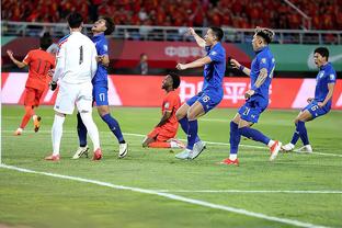 王大雷昔日谈自己在国足替补：上不上场都是在帮助中国足球，只是露没露脸的区别